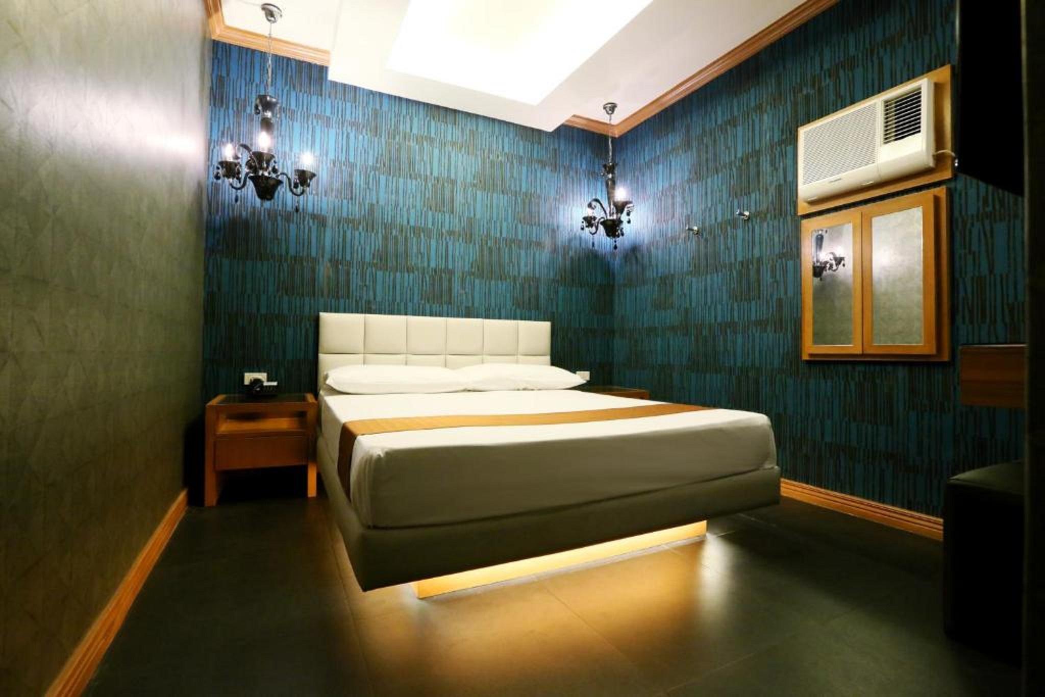 Hotel Ava Cuneta Pasay Exterior photo