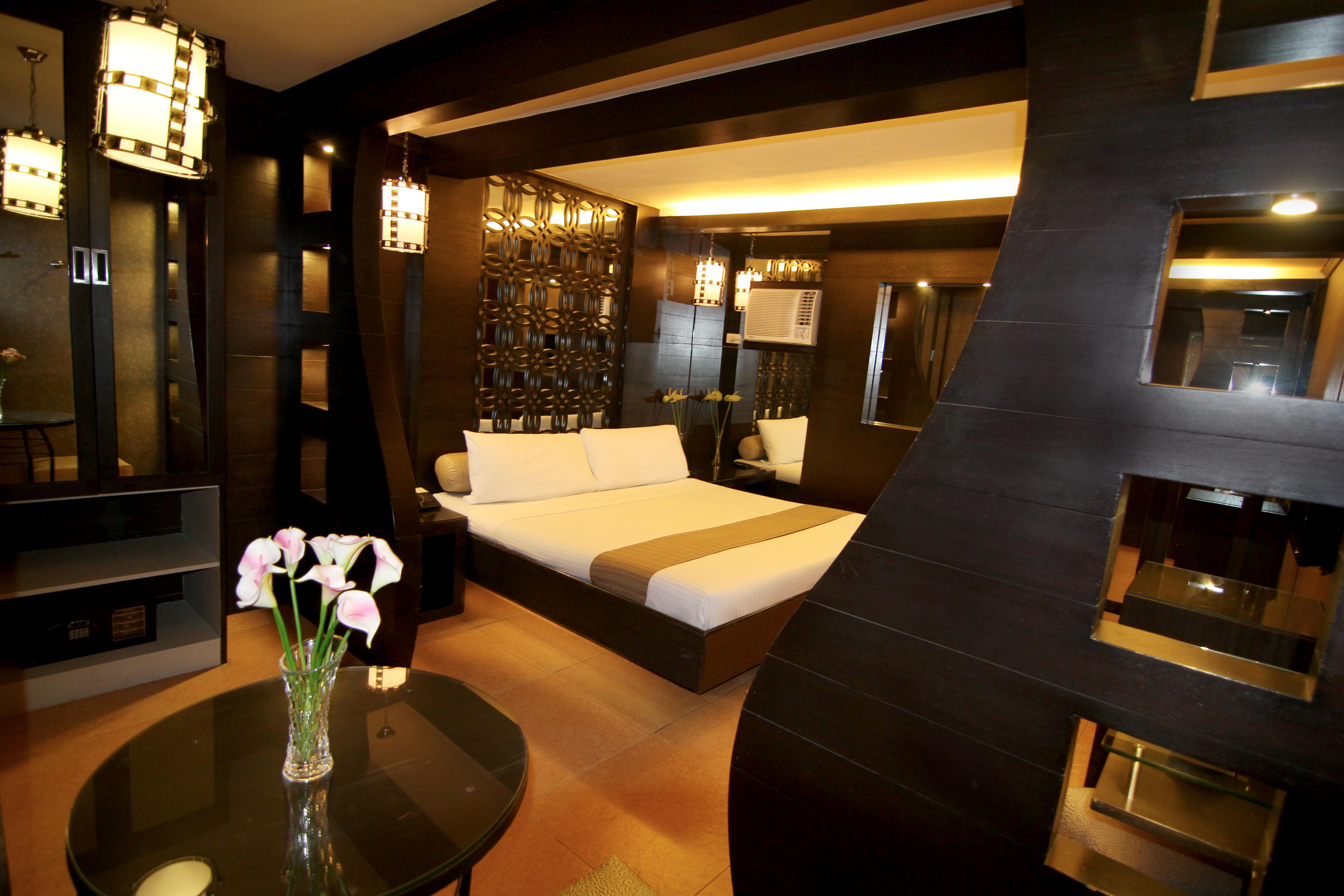 Hotel Ava Cuneta Pasay Exterior photo